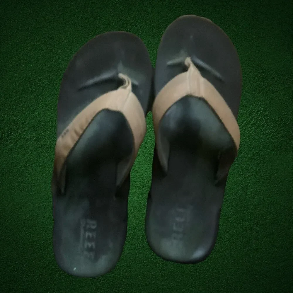 REEF Thong Sandals medium US 12/UK 45EUR